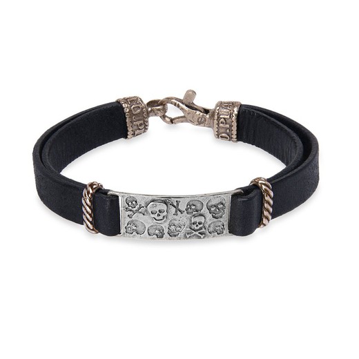 Leather bracelet with 925 Silver piece with skull engravings